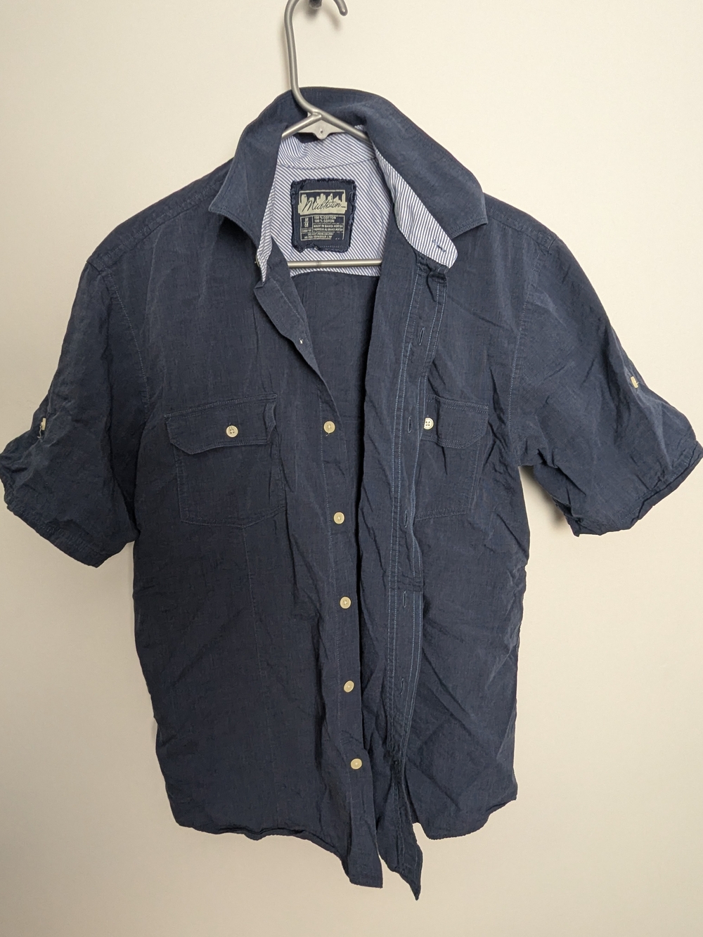 Midtown Short-Sleeve Casual Button-Down Shirt in Navy